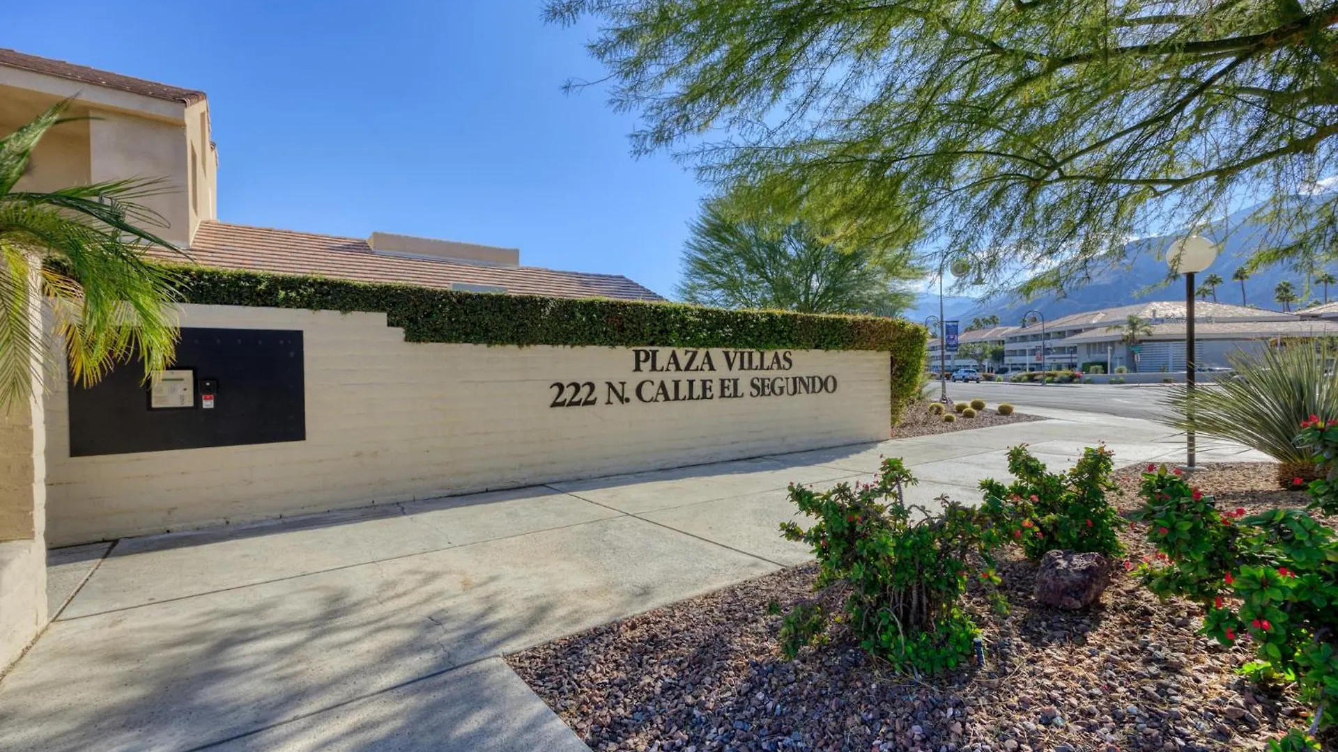 1Br Plaza Villas Bliss - Downtown Ps Palm Springs